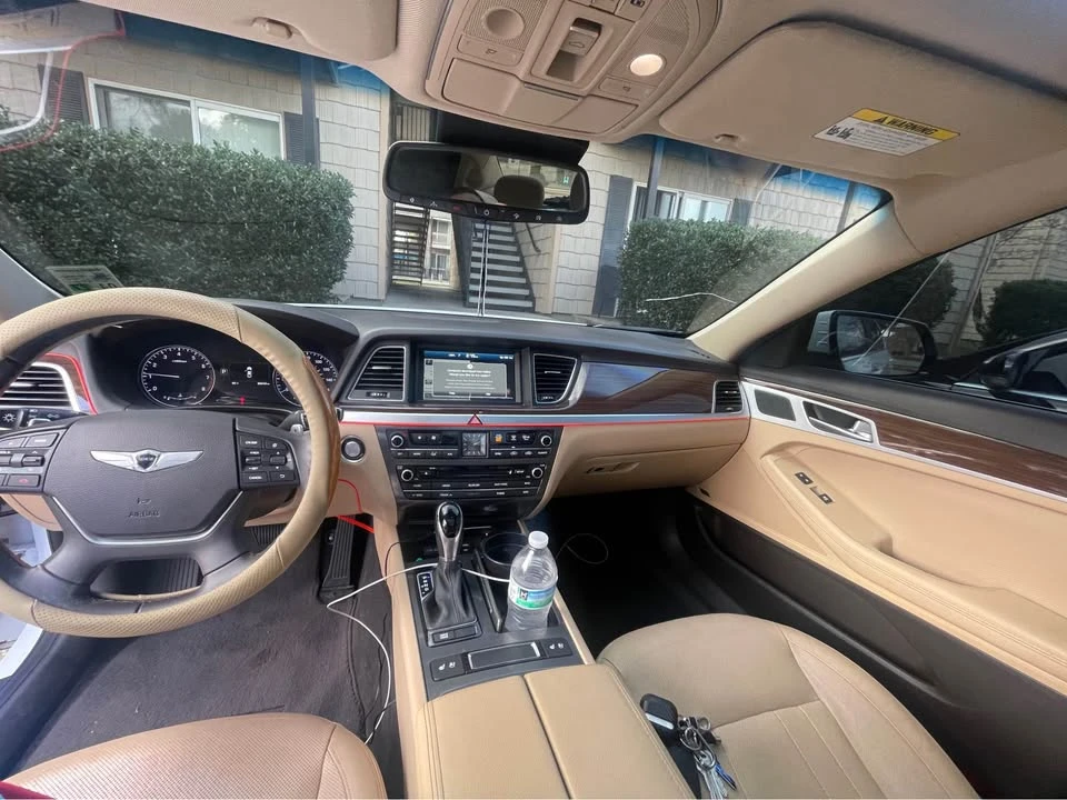 2015 Hyundai Genesis - Image 6 of 9