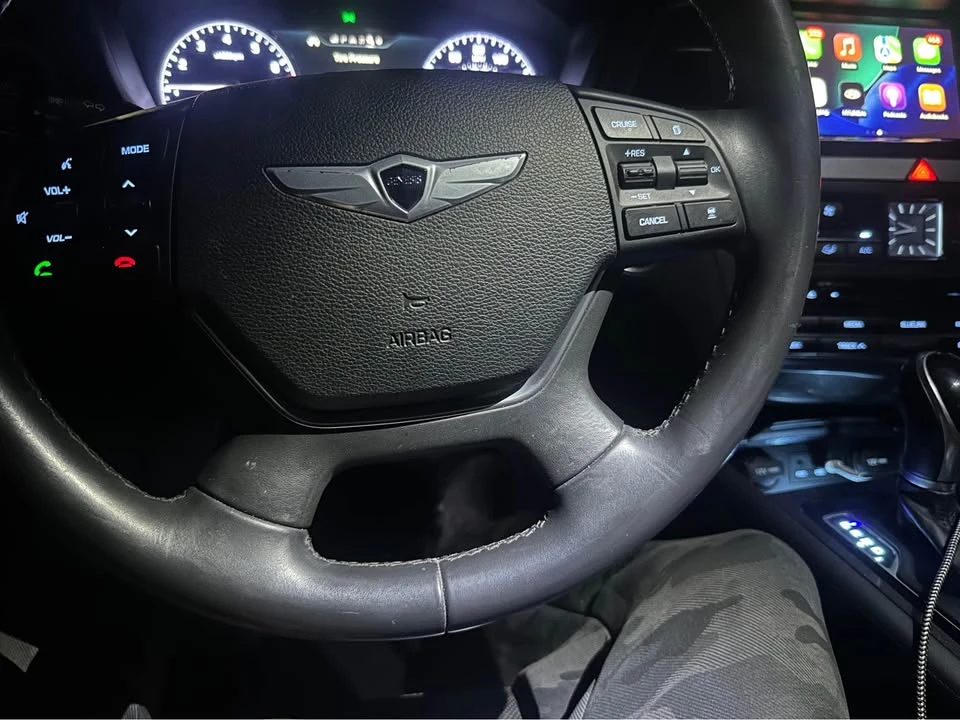 2015 Hyundai Genesis - Image 7 of 9