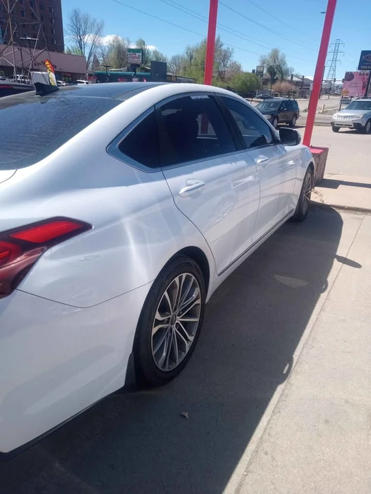 2015 Hyundai Genesis - Image 4 of 7
