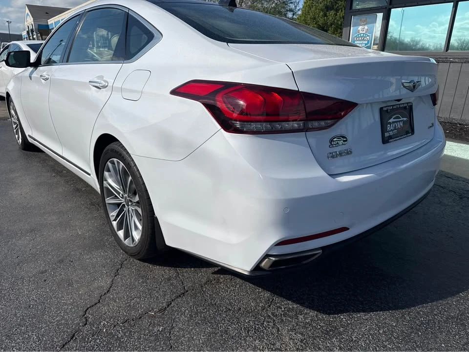 2015 Hyundai Genesis - Image 4 of 20