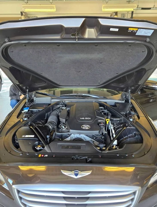 2015 Hyundai Genesis - Image 3 of 7