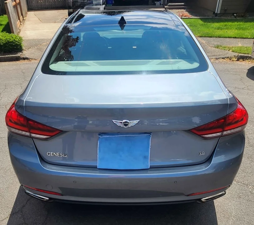 2015 Hyundai Genesis - Image 6 of 20