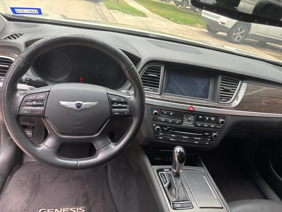 2015 Hyundai Genesis - Image 5 of 6