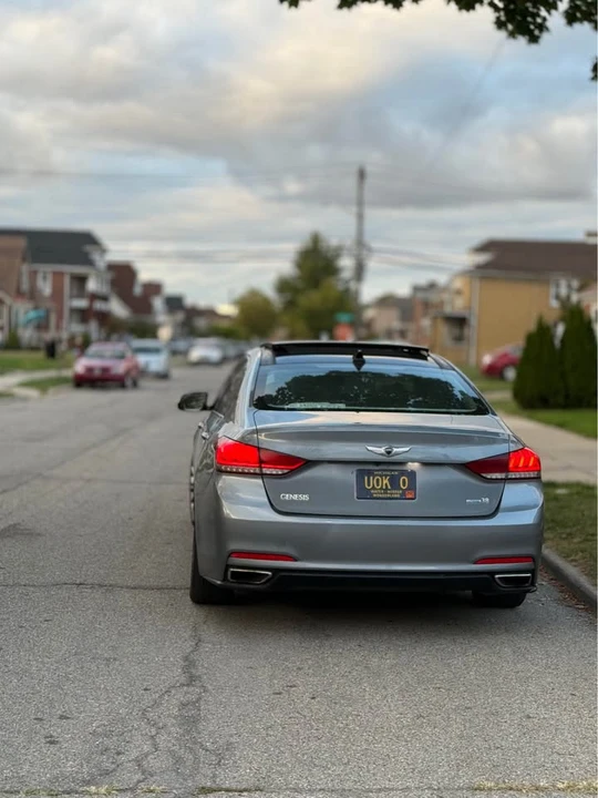 2015 Hyundai Genesis - Image 4 of 7