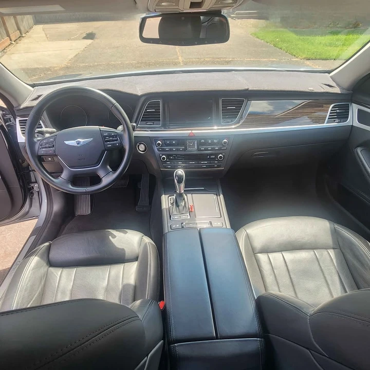 2015 Hyundai Genesis - Image 7 of 20