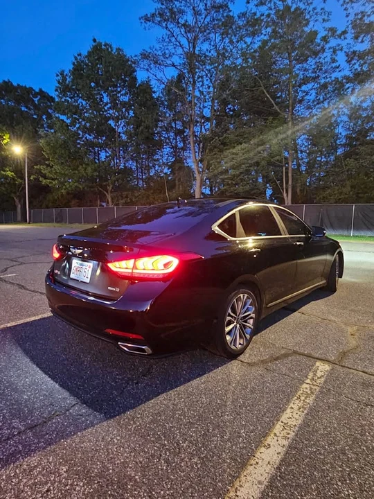 2015 Hyundai Genesis - Image 7 of 15