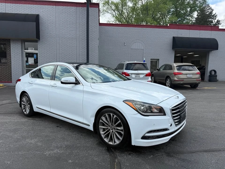 2015 Hyundai Genesis - Image 4 of 14