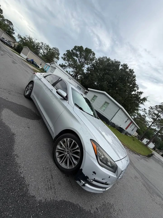 2015 Hyundai Genesis - Image 15 of 16