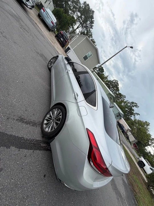 2015 Hyundai Genesis - Image 13 of 16