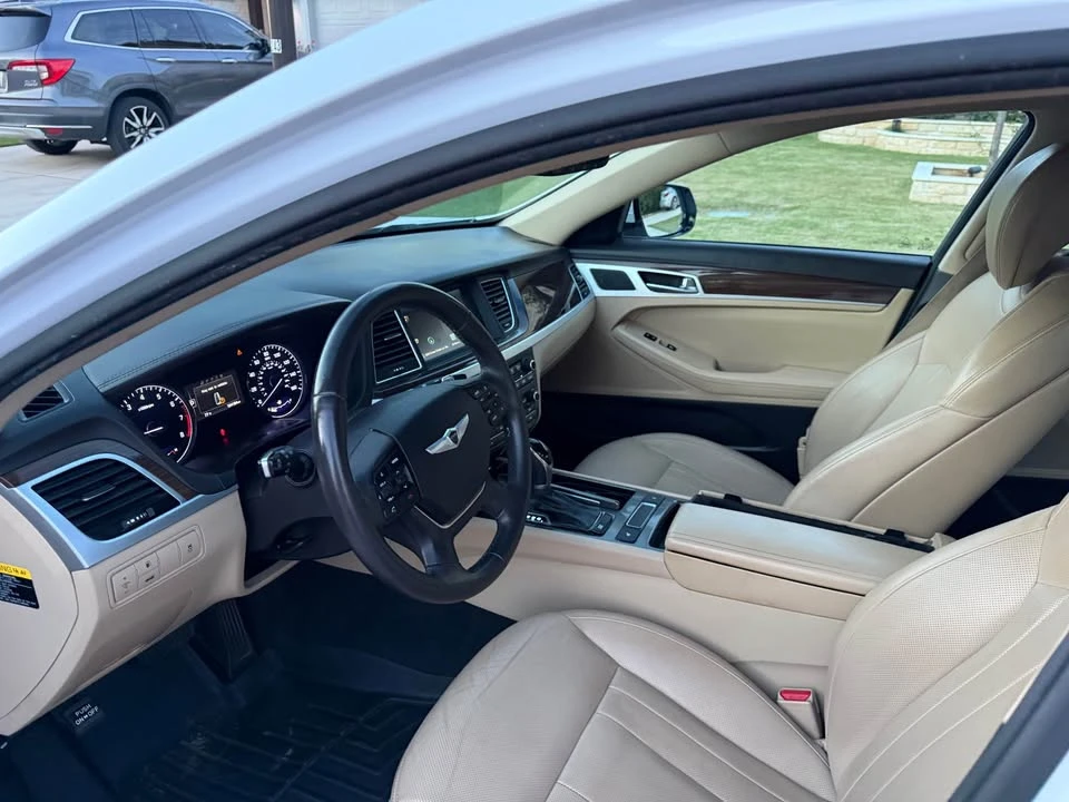 2015 Hyundai Genesis - Image 6 of 18