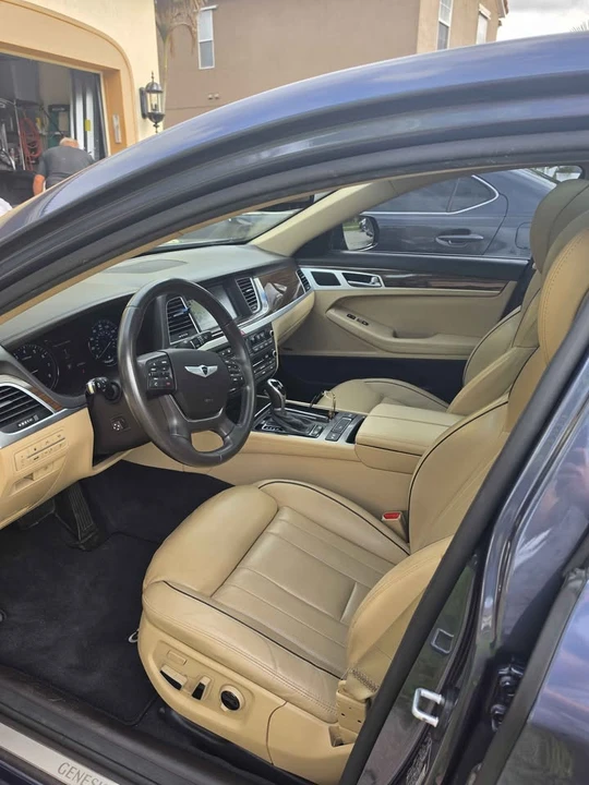 2015 Hyundai Genesis - Image 6 of 11