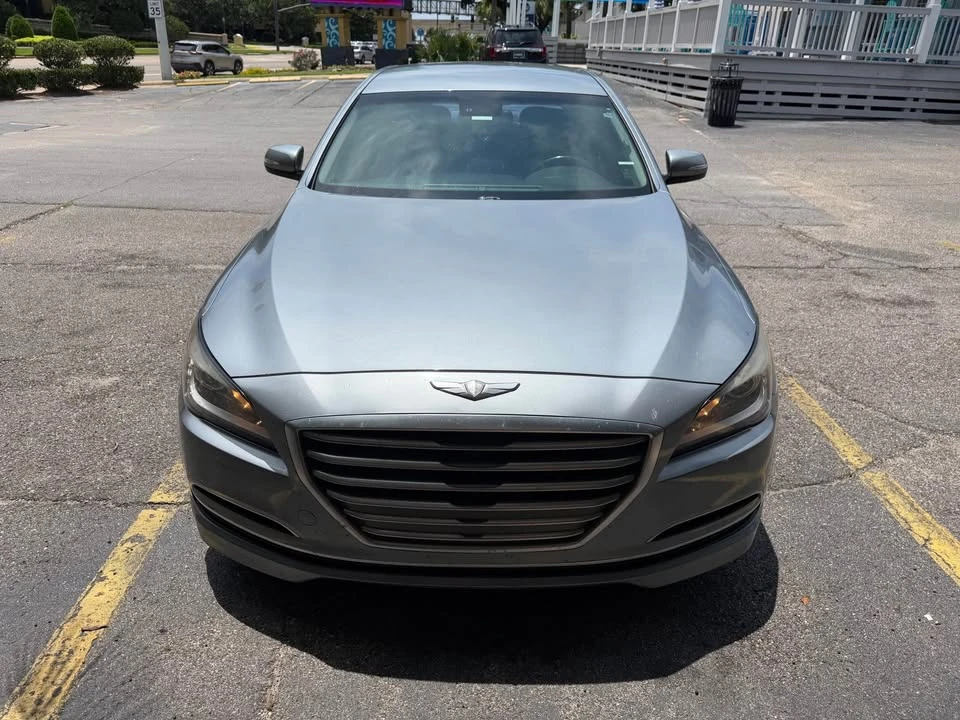 2015 Hyundai Genesis - Image 5 of 14