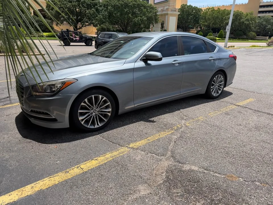 2015 Hyundai Genesis - Image 3 of 14