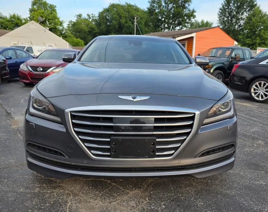 2015 Hyundai Genesis - Image 2 of 15