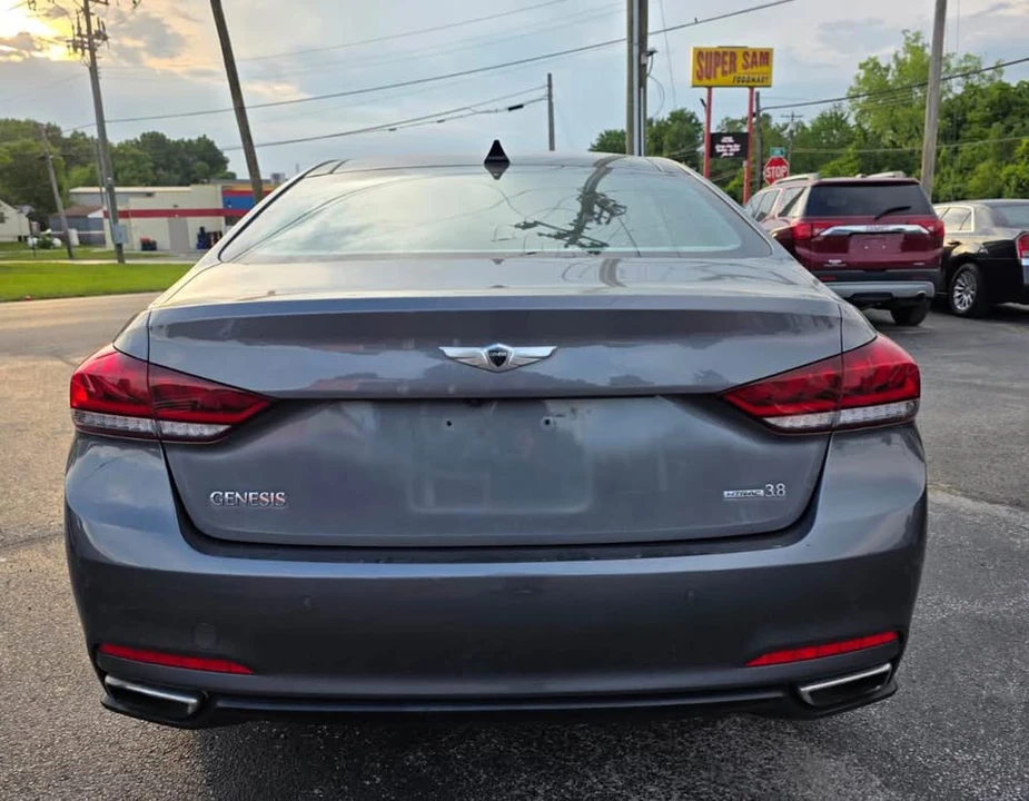 2015 Hyundai Genesis - Image 15 of 15