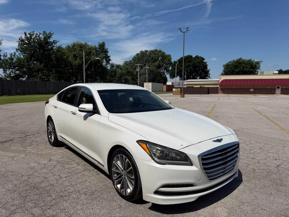 2015 Hyundai Genesis - Image 6 of 16