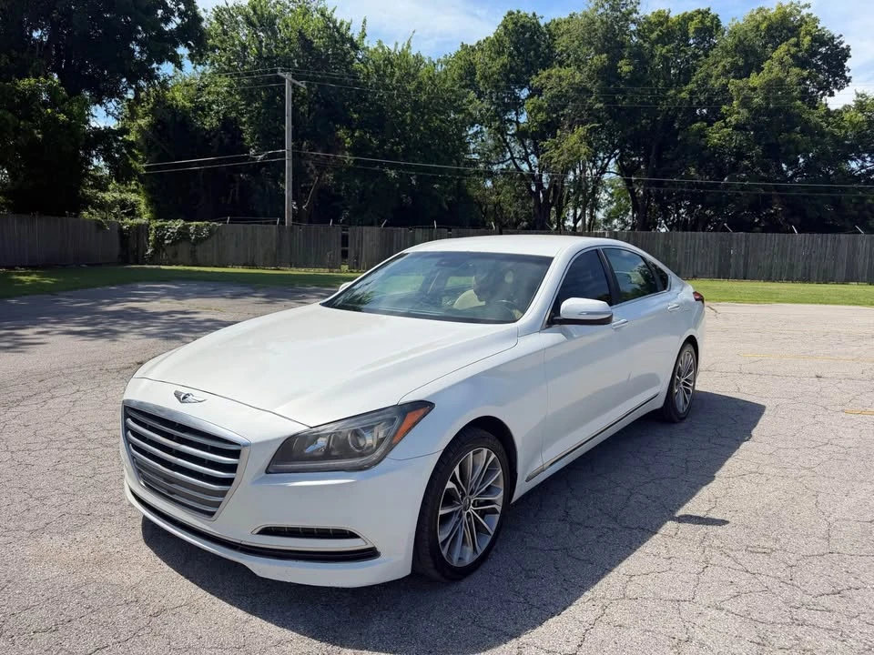 2015 Hyundai Genesis - Image 5 of 16