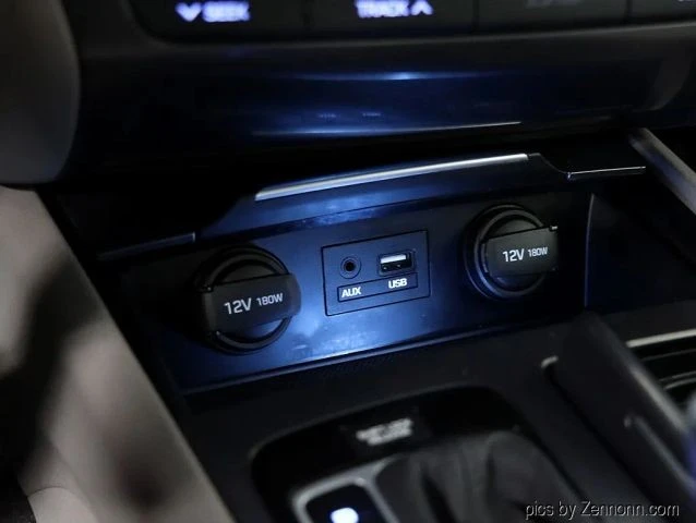 2015 Hyundai Genesis - Image 20 of 21
