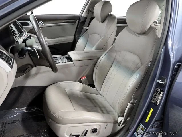 2015 Hyundai Genesis - Image 9 of 21