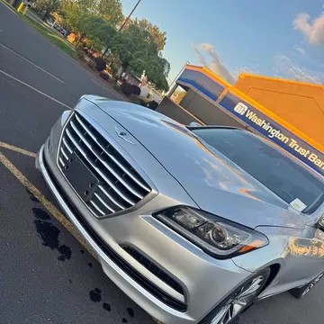 2015 Hyundai Genesis 3.8 Sedan 4D