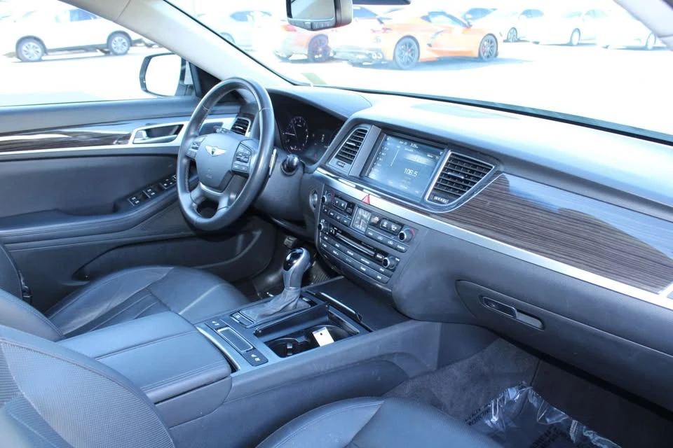 2015 Hyundai Genesis - Image 19 of 20