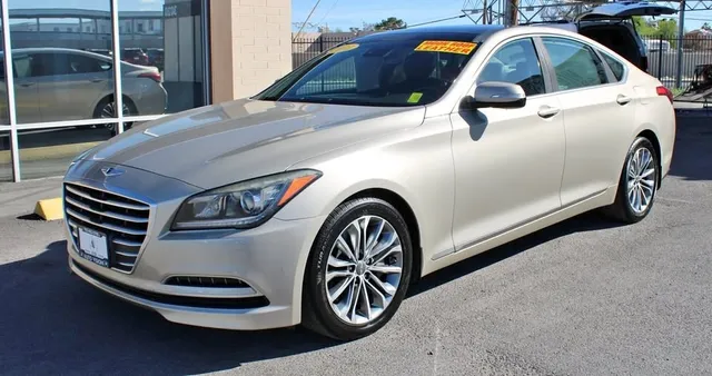 2015 Hyundai Genesis 3.8 Sedan