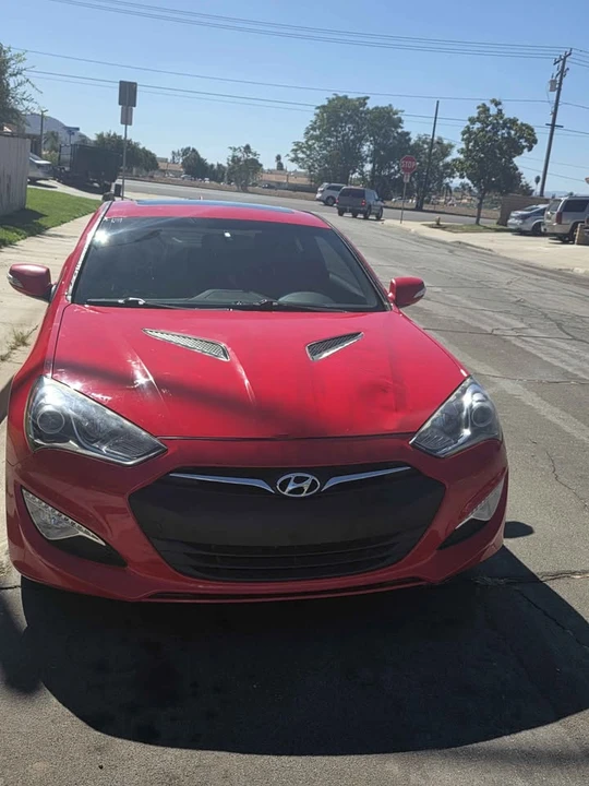 2015 Hyundai Genesis Coupe - Image 6 of 13