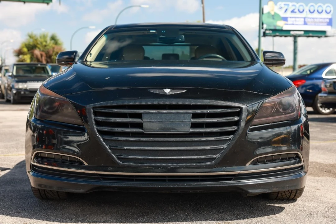 2015 Hyundai Genesis - Image 15 of 21