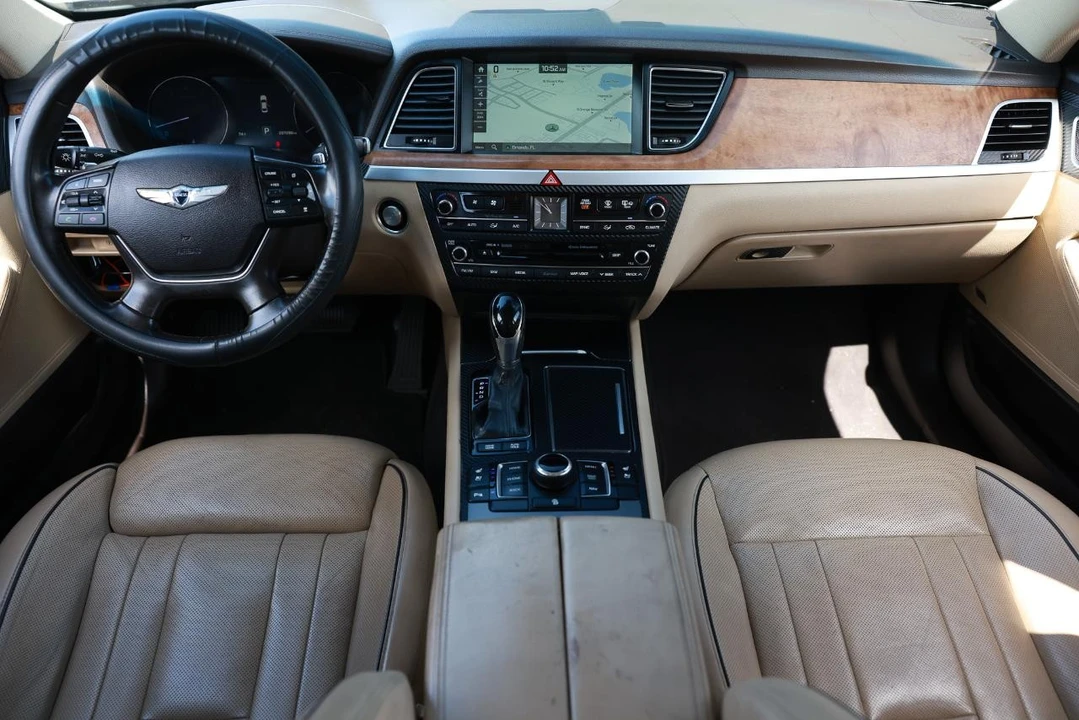 2015 Hyundai Genesis - Image 2 of 21