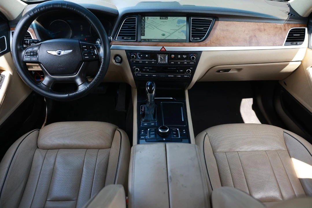 2015 Hyundai Genesis - Image 20 of 21
