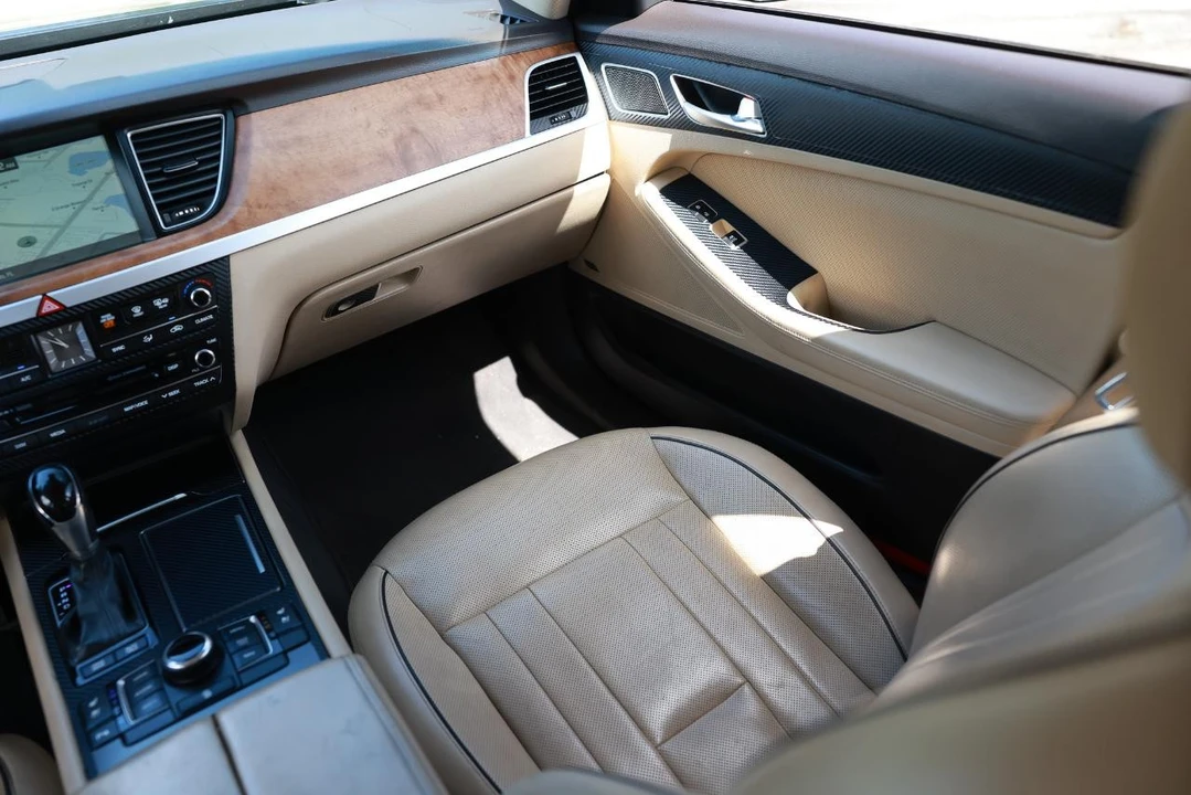 2015 Hyundai Genesis - Image 21 of 21