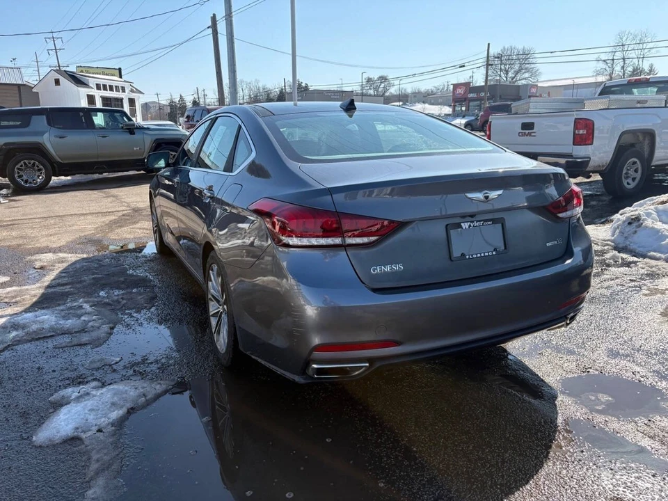 2015 Hyundai Genesis - Image 5 of 9