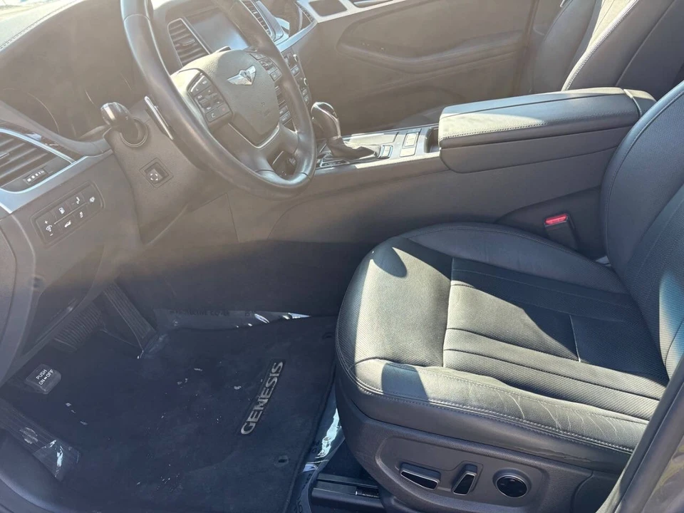 2015 Hyundai Genesis - Image 9 of 9