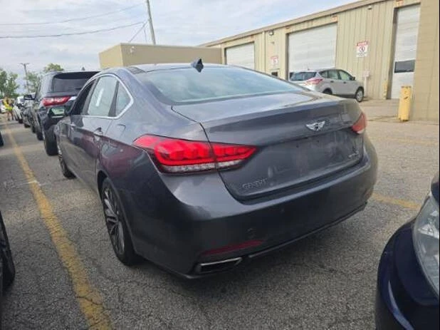 2015 Hyundai Genesis - Image 2 of 3