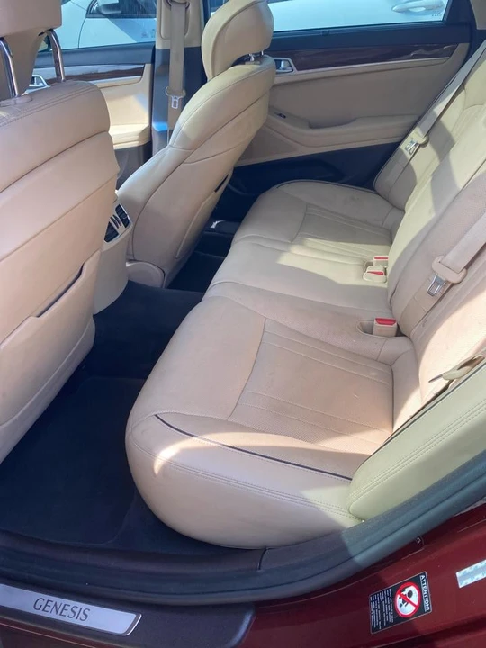 2015 Hyundai Genesis - Image 7 of 7