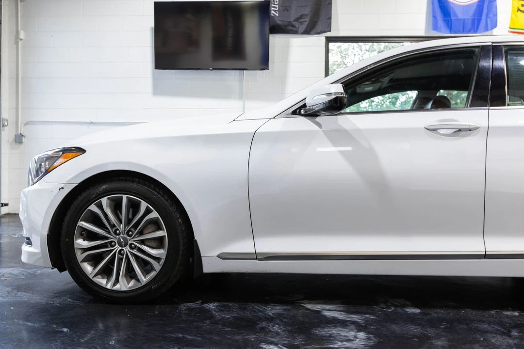 2015 Hyundai Genesis - Image 3 of 12