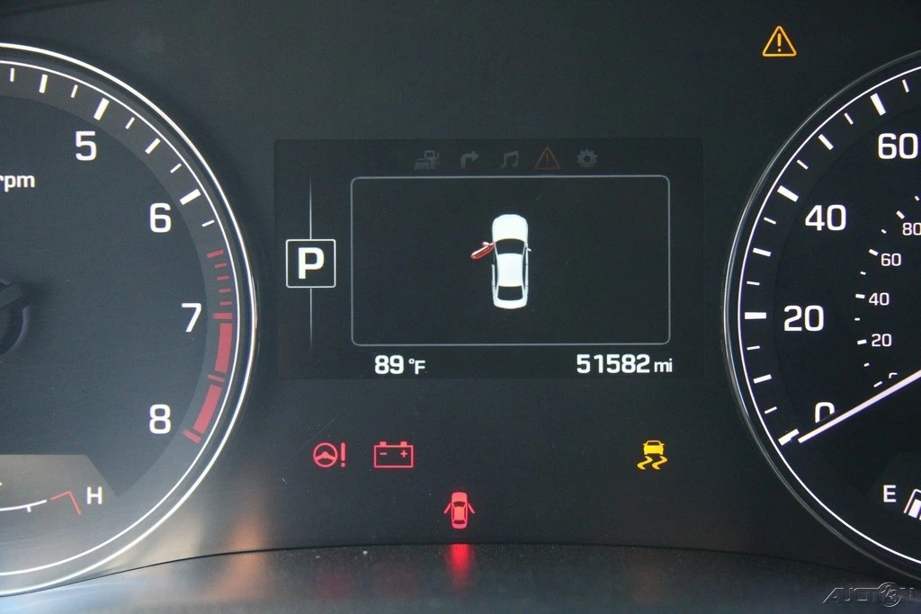 2015 Hyundai Genesis - Image 15 of 21