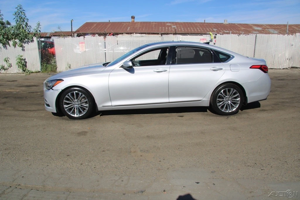 2015 Hyundai Genesis - Image 4 of 21