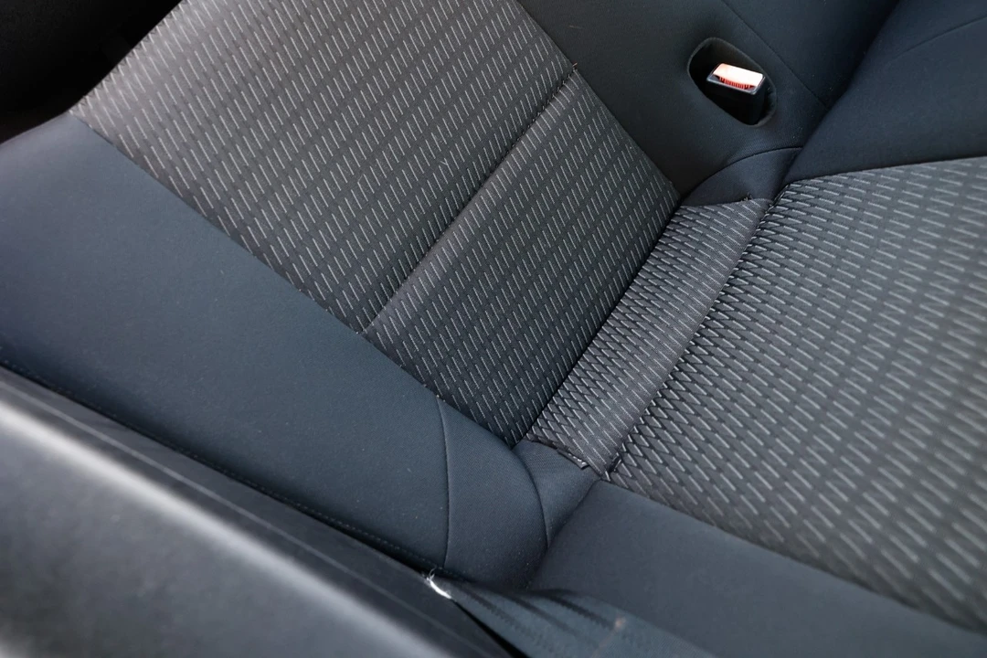2015 Hyundai Genesis - Image 12 of 12