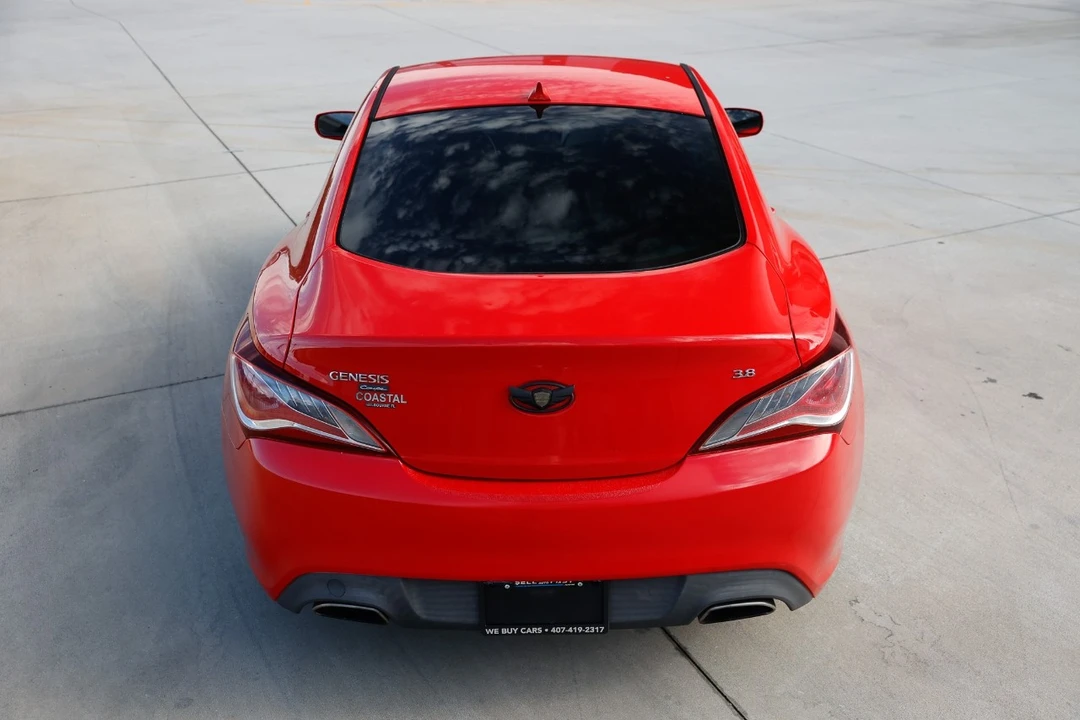 2015 Hyundai Genesis - Image 11 of 12