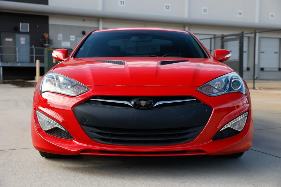 2015 Hyundai Genesis - Image 19 of 21