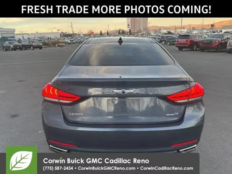 2015 Hyundai Genesis - Image 5 of 16