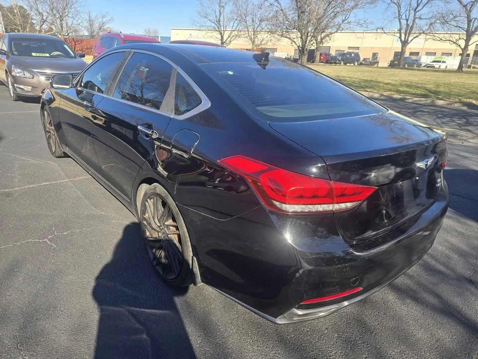 2015 Hyundai Genesis - Image 5 of 8