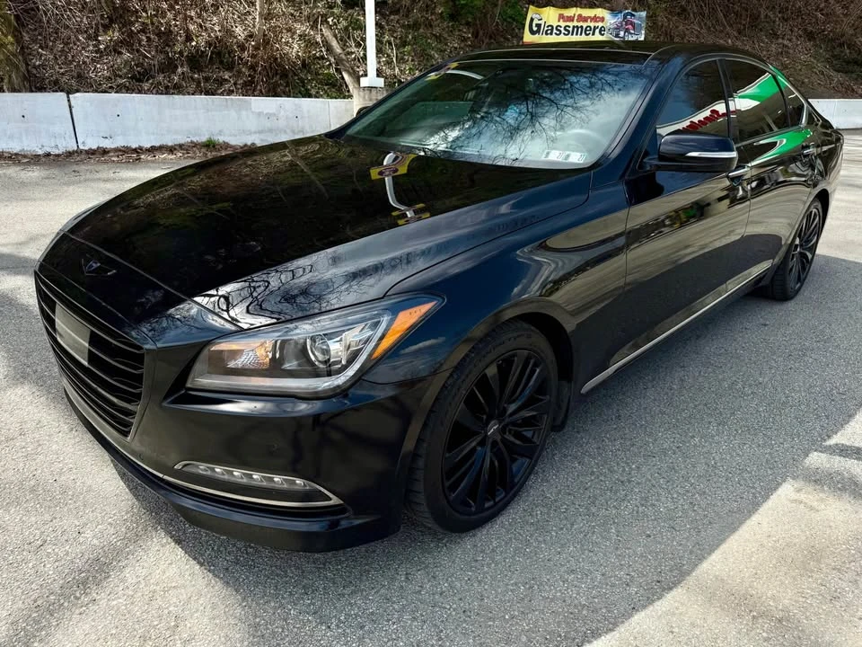2015 Hyundai Genesis - Image 2 of 21