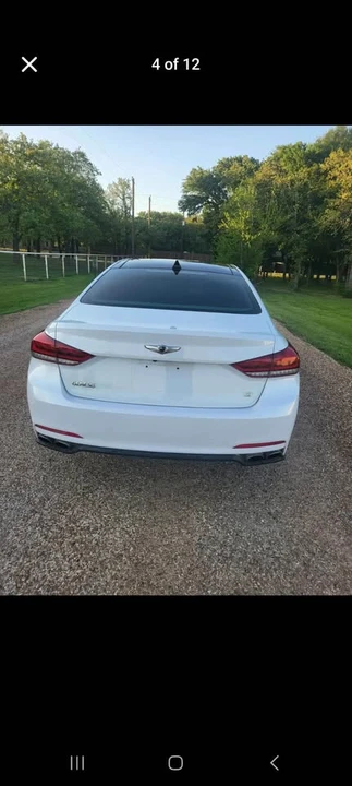 2015 Hyundai Genesis - Image 2 of 8