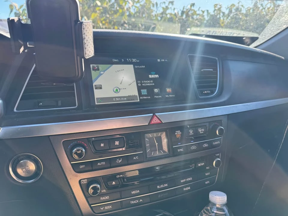 2015 Hyundai Genesis - Image 6 of 7