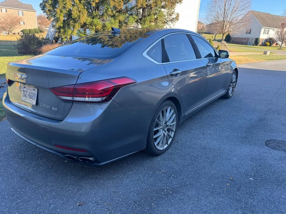 2015 Hyundai Genesis - Image 4 of 7