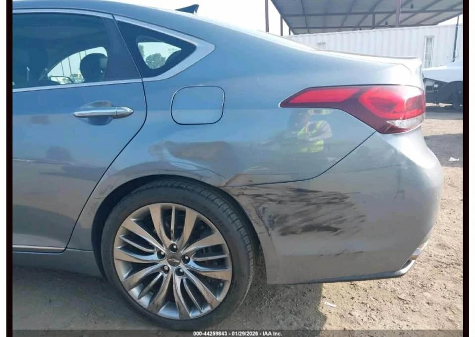2015 Hyundai Genesis - Image 19 of 19