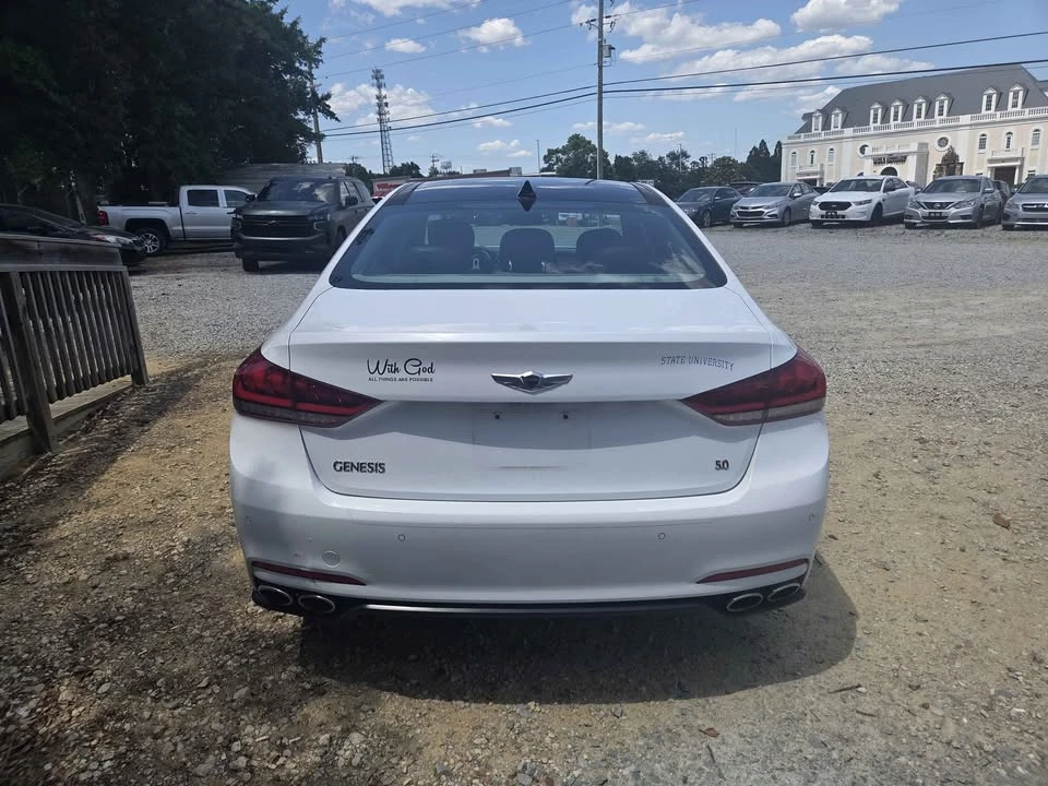 2015 Hyundai Genesis - Image 6 of 9