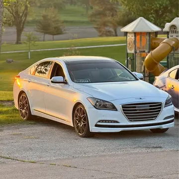 2015 Hyundai Genesis 5.0 Sedan
